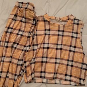 Girls never worn pant set